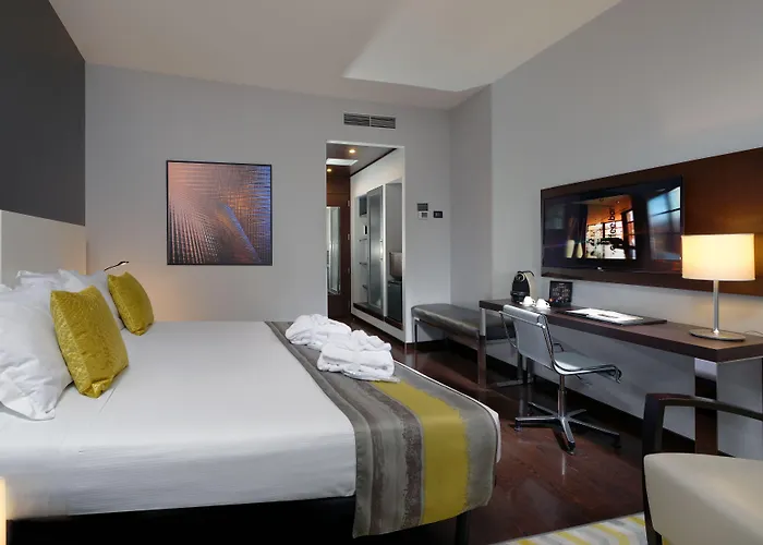Savhotel Fiera Bolonia