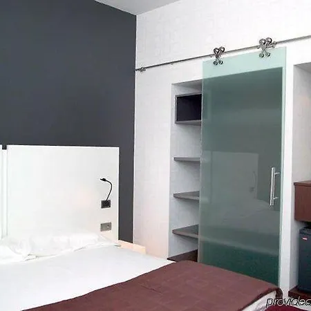 酒店 Savhotel Fiera 4*